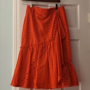 NWT Flattering embroidered skirt